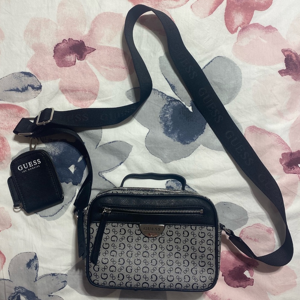Guess Crossbody Bag with Mini Change Purse Black & Grey O/S